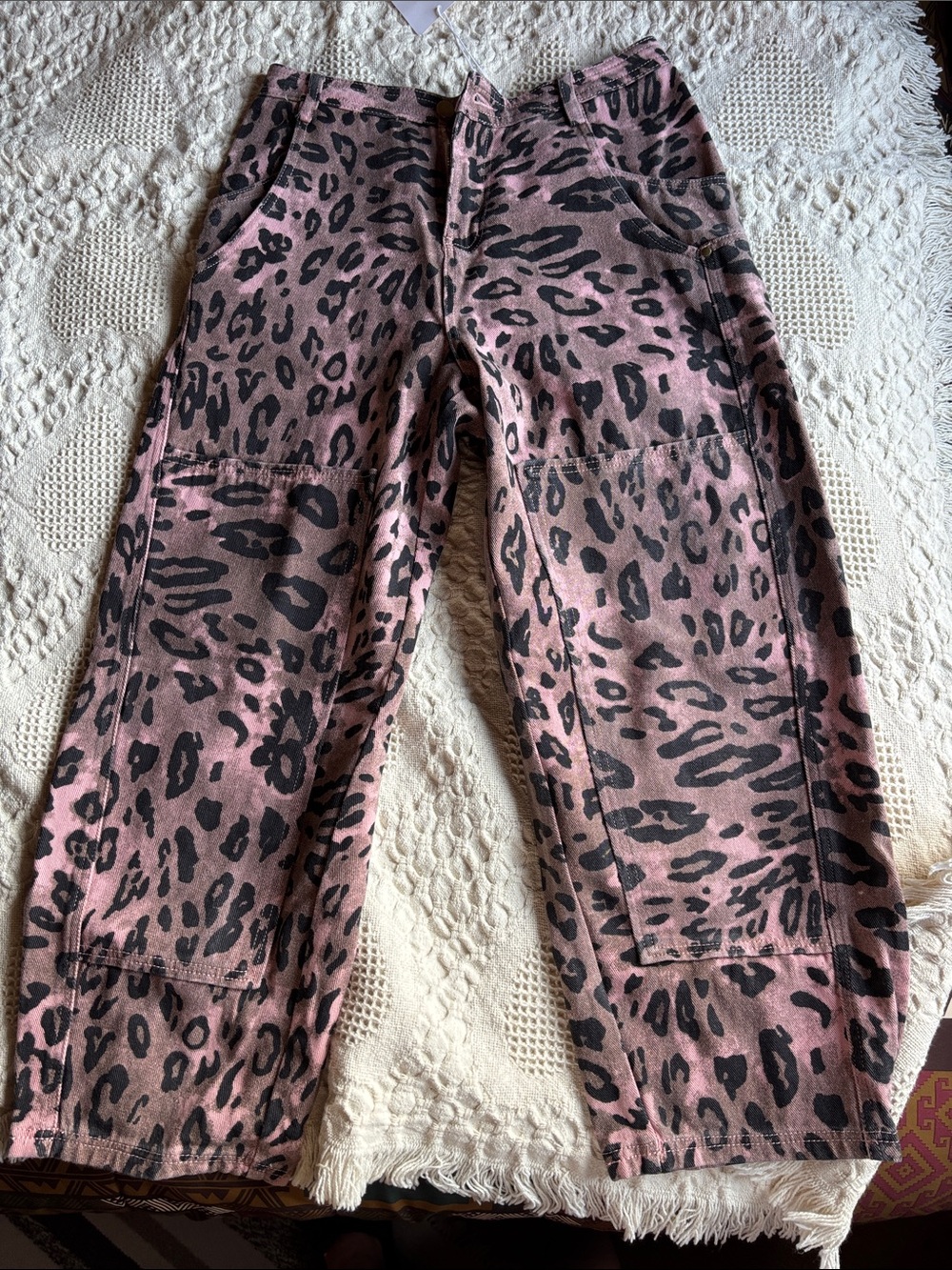 ME Makeover Essentials Pink and Black Leopard Print pants